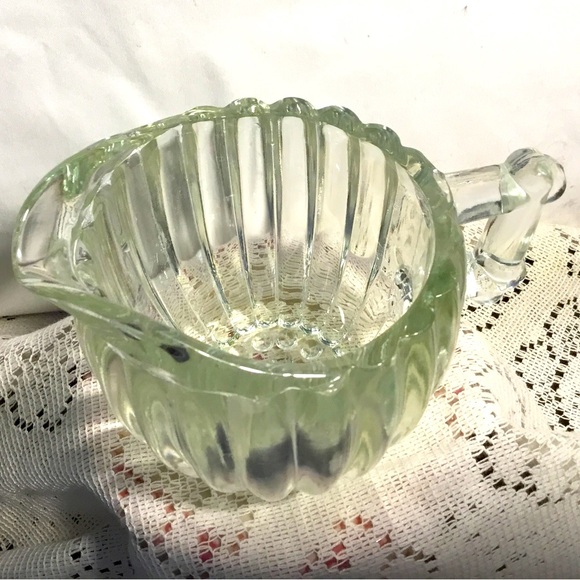 Jeannette Glass: Vintage Clear National Open Creamer - Picture 3 of 7